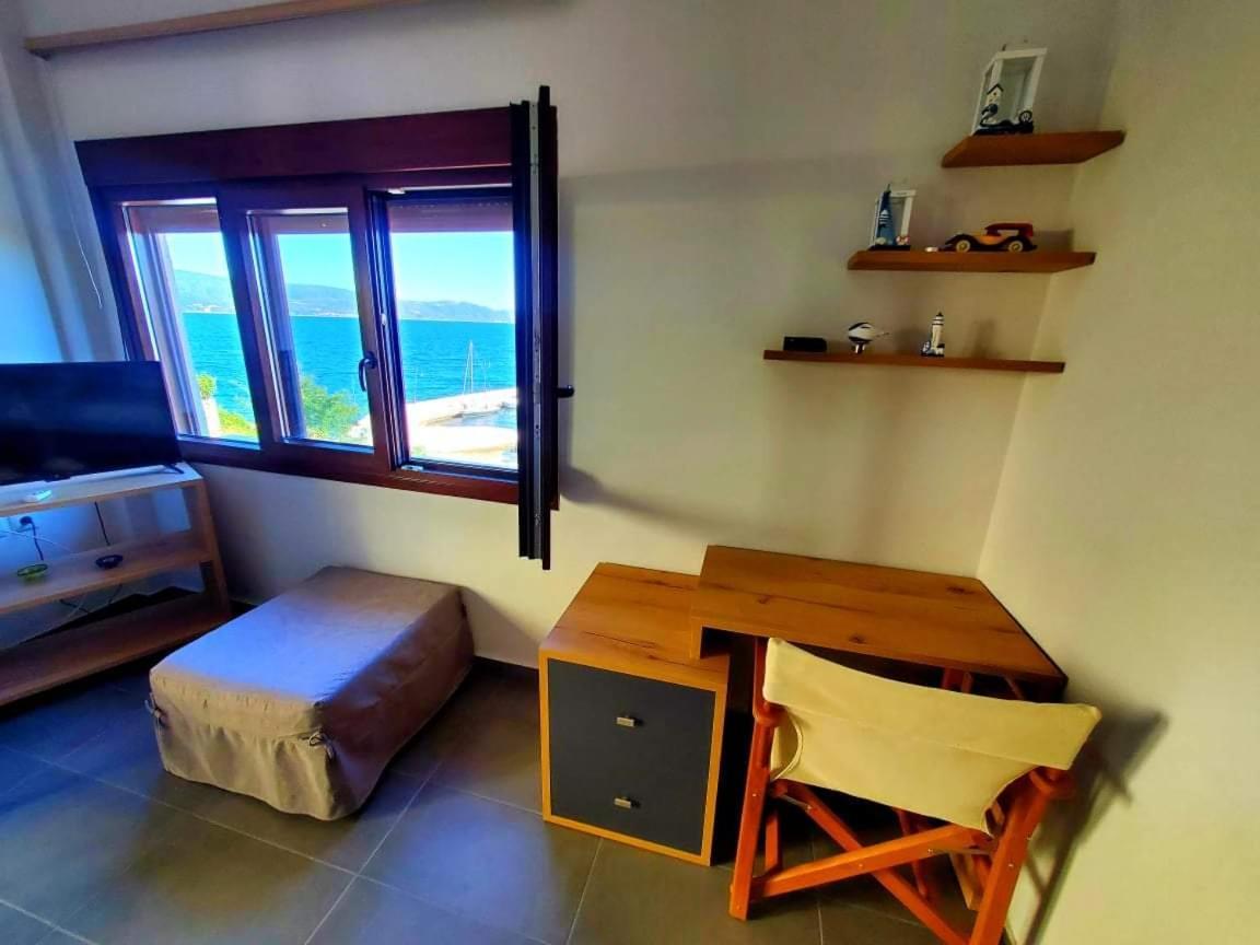 Gianni's 1 By The Sea Apartment Amolianí